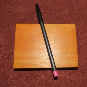 MAC Ms. Petunia Eye Kohl Pearl Shimmer Eyeliner Pencil RARE DISCON! - Picture 1 of 3