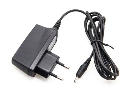 caseroxx Caricabatterie Smartphone per Nokia 8310 3,5 mm Cavo - Immagine 1 di 3