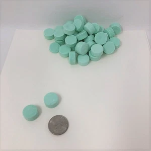 Green Spearmint Mints Canada Mints 2 pounds Spearmint Lozengers - Picture 1 of 1