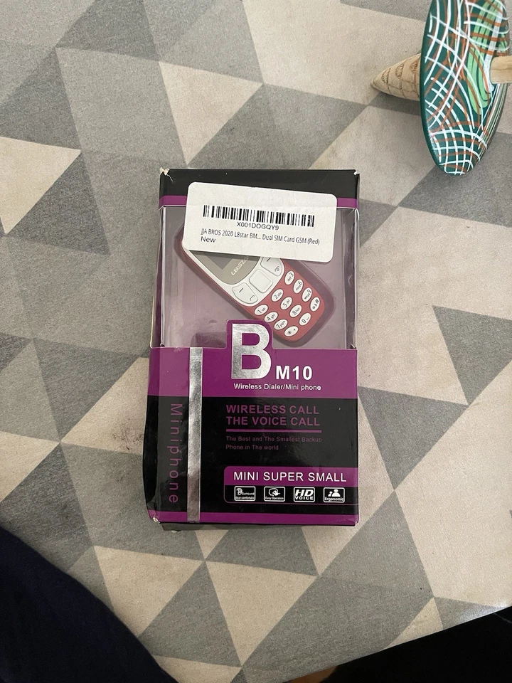 Mini teléfono BM10 NUEVO Foto 1 de 2