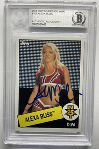 Tarjeta de novato autografiada 2015 Topps Heritage WWE #101 Alexa Bliss Beckett losa - Imagen 1 de 5