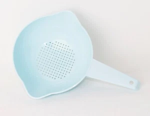 Tupperware Goldregen Sieb ca. 950ml Abseihsieb Abtropfsieb Hellblau - Bild 1 von 1