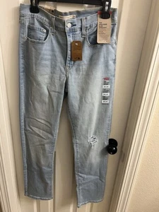 Levi’s High rise Slim Straight Women’s 29x30 Light Wash Distressed NWT  - Picture 1 of 5