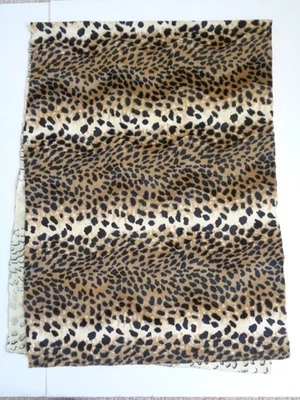 Tela con estampado de guepardo felpa animal suave marrón negro 22"x60" pieza remanente Foto 1 de 4