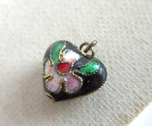 Vintage cloissone floral design heart small brass charm - Picture 1 of 3
