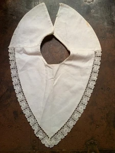 Vintage abnehmbarer Kragen / Latz Spitze Tat elfenbein weiß Spitzenkragen Druckknopfverschluss - Bild 1 von 3