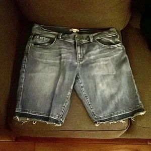 Pantalones Cortos de Jean CAbi Azul Estilo Denim Clásico - Imagen 1 de 4