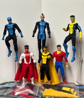 Mezco one 12 custom Invincible War Suits Only ! Not A Complete Figure. - Image 1 of 4