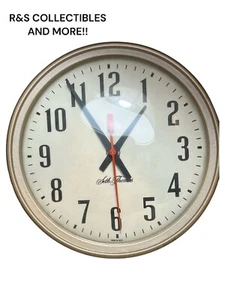 VINTAGE SETH THOMAS WALL CLOCK WITH METAL & GLASS, HAS NO CORD, April. 10” ROUND - Picture 1 of 11