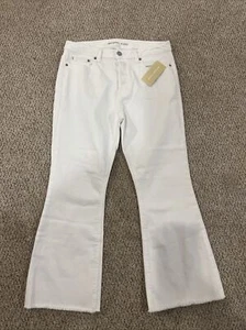 NWT MICHAEL Michael Kors White  Flare Jeans - Size 6 0139 - Picture 1 of 10