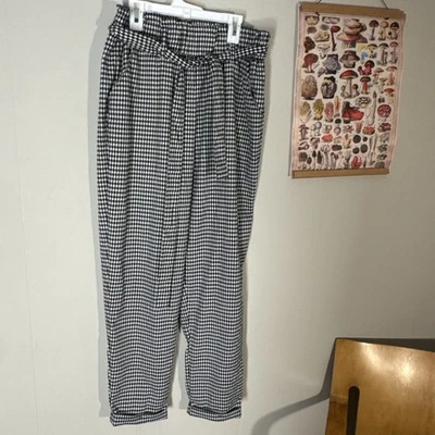 Женские большие черные белые клетчатые брюки без застежек So Goods For Life сужающиеся к ноге - Изображение 1 из 4
