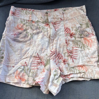 Guess Pantalones Cortos Hawaianos Mujer Medianos Floral Lino Material Foto 1 de 3