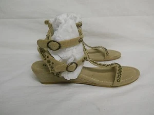 Rampage New Womens Freeway Beige Wedge Sandals 6.5 M Shoes NWOB - Picture 1 of 6