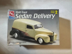 *New Sealed* AMT 1/25 1940 FORD SEDAN DELIVERY 1/25 MODEL KIT # 8215 - Picture 1 of 5