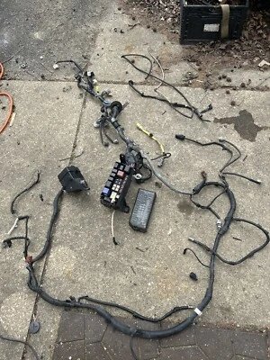 Toyota 4runner 1999-2002 OEM CAJA DE FUSIBLES CON ARNÉS DE CABLEADO *leer* Foto 1 de 4