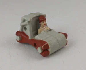 1994 Hanna Barbera The Flintstones Movie Wilma Flintstone In Car McDonald's Toy - Picture 1 of 6