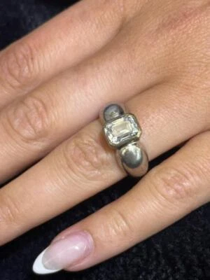 Argento Sterling .925 Smeraldo Taglio Zircone Cubico Solitario Bold Fedina 7 - Immagine 1 di 4