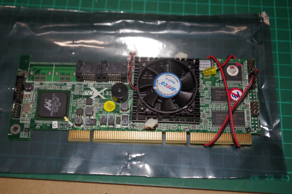 Areca 71-11100H-0013 4xSATA II 256MB RAID Cotroller PCIX adapter ARC-1100 - Image 1 of 4