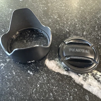 Бленда абажура объектива Fuji Fujifilm XF для объективов 14 мм и 18-55 мм и крышка - Изображение 1 из 2