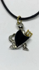 ciondolo in acciaio e oro 18K con Smalto nero. Unisex. Cm 2,5x2. ACD2-10 - Foto 1 di 2