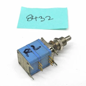 NOS Clarostat 50K Dual Reverse Log Conductive Plastic 1/4"/1/8" Pot. PD - Picture 1 of 1