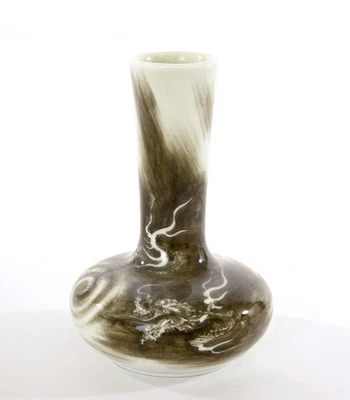 1930's Japanese Studio Porcelain Vase Dragon - Image 1 of 4