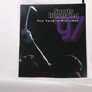 Sports Illustrated - 1997 YEAR IN PICTURES Tiger Woods, De La Hoya, McGuire Etc - Bild 1 von 5