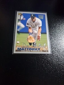 1995 UD COLLECTOR'S CHOICE SE SILVER SIGNATURE SP #240 DON MATTINGLY NRMT-MT!! - Picture 1 of 2