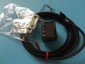 1PCS New In Box Keyence AP-C40W APC40W Pressure Sensor - Picture 1 of 4