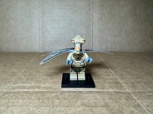 LEGO Star Wars Geonosian Warrior Minifigure With WINGS (sw0381) Complete RARE - Picture 1 of 5