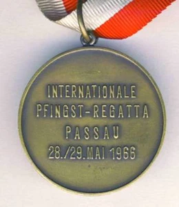 1966 RUDERN Internationale Regatta Passau Siegermedaille Deutschland - Bild 1 von 3