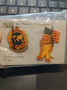 Goodwill Games Seattle Smith Kline Beecham Unitus Lion Globe Lapel Pin Set - Picture 1 of 4