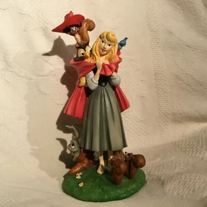 Disney Classic Sleeping Beauty Princess Aurora Figurine Statue - Picture 1 of 7