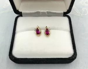 10K Yellow Gold Estate Marquise Ruby & Cu. Zirconia Stud Earrings Lab-Created /b - Picture 1 of 4