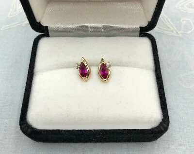 10K Yellow Gold Estate Marquise Ruby & Cu. Zirconia Stud Earrings Lab-Created /b - Image 1 of 4