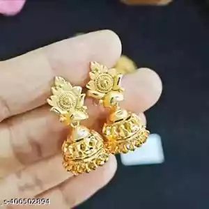 Bollywood sur de la India chapado en oro pequeño Jhumki para niñas y mujeres tradicional - Imagen 1 de 6