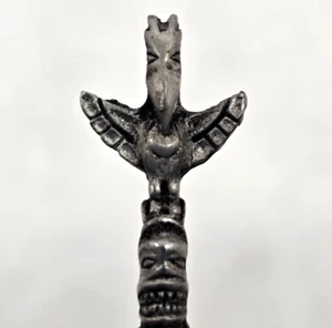 4" Totem Pole Canada Pewter Souvenir Spoon Collectible Vintage (E6) - Picture 1 of 7