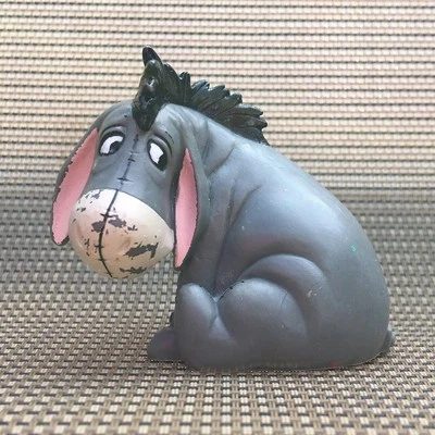 Figura The Disney Store Li’l Classics Winnie The Pooh Eeyore Foto 1 de 4
