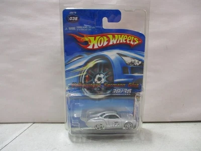 Volkswagen Karmann Ghia Hot Wheels Foto 1 de 2