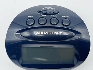 Digital Travel Alarm Clock Zeit-Halter Black - LCD Display with Blue Backlight - Picture 1 of 6