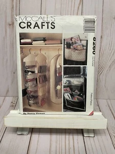 McCall's 8260 Nähmuster Zuhause Dez Schrank Organizer Auto Auto Bekleidungstasche NEU - Bild 1 von 2
