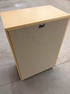 Klipsch Cornwall IV Floor Standing Speakers Pinehurst B Stock Pair Black Friday - Image 1 of 4