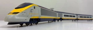 Hornby R2379 Class 373 Euro Star 6-cars set (OO scale 1/76 16.5mm) - Picture 1 of 5