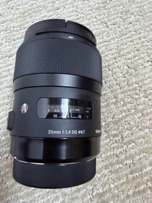 Sigma 35 mm EF para Canon 1,4 DG Foto 1 de 4