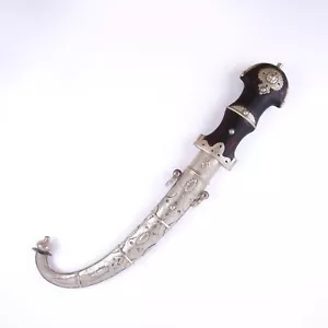 L'eleganza del pugnale marocchino Koummya arma tradizionale marocchina Koummya - Foto 1 di 16