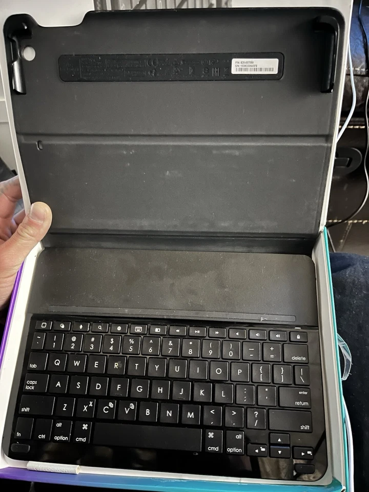 iPad Keyboard Case Logitech Bluetooth LED  Keyboard Hard Case Type + - Image 1 of 4