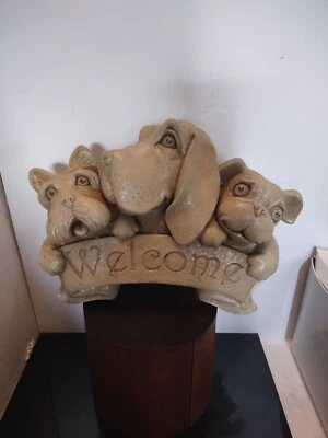 PUPPY DOG WELCOME WALL PLAQUE - AGED STONE FINISH - CARRUTH STUDIOS. CUTE - Image 1 of 4