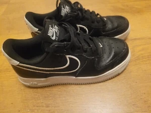 Nike Air Force 1 Low Embroidered Swoosh Black UK5,5 - Bild 1 von 8
