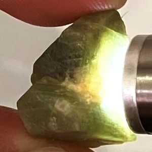 33.58 Ct - Natural 100% Very Good Rough Bi-Color Blue Green Sapphire Madagascar - Picture 1 of 5