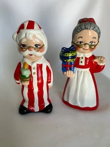 Vtg. Santa And Mrs. Claus Ceramic Figurines Hand Painted Santa in his Nightcap - Picture 1 of 5